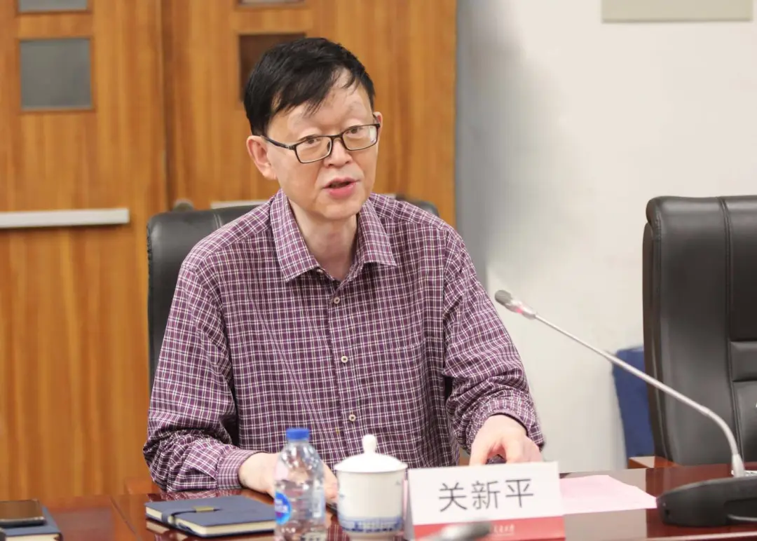 图4 关新平致辞.jpg 图4 关新平致辞.jpg